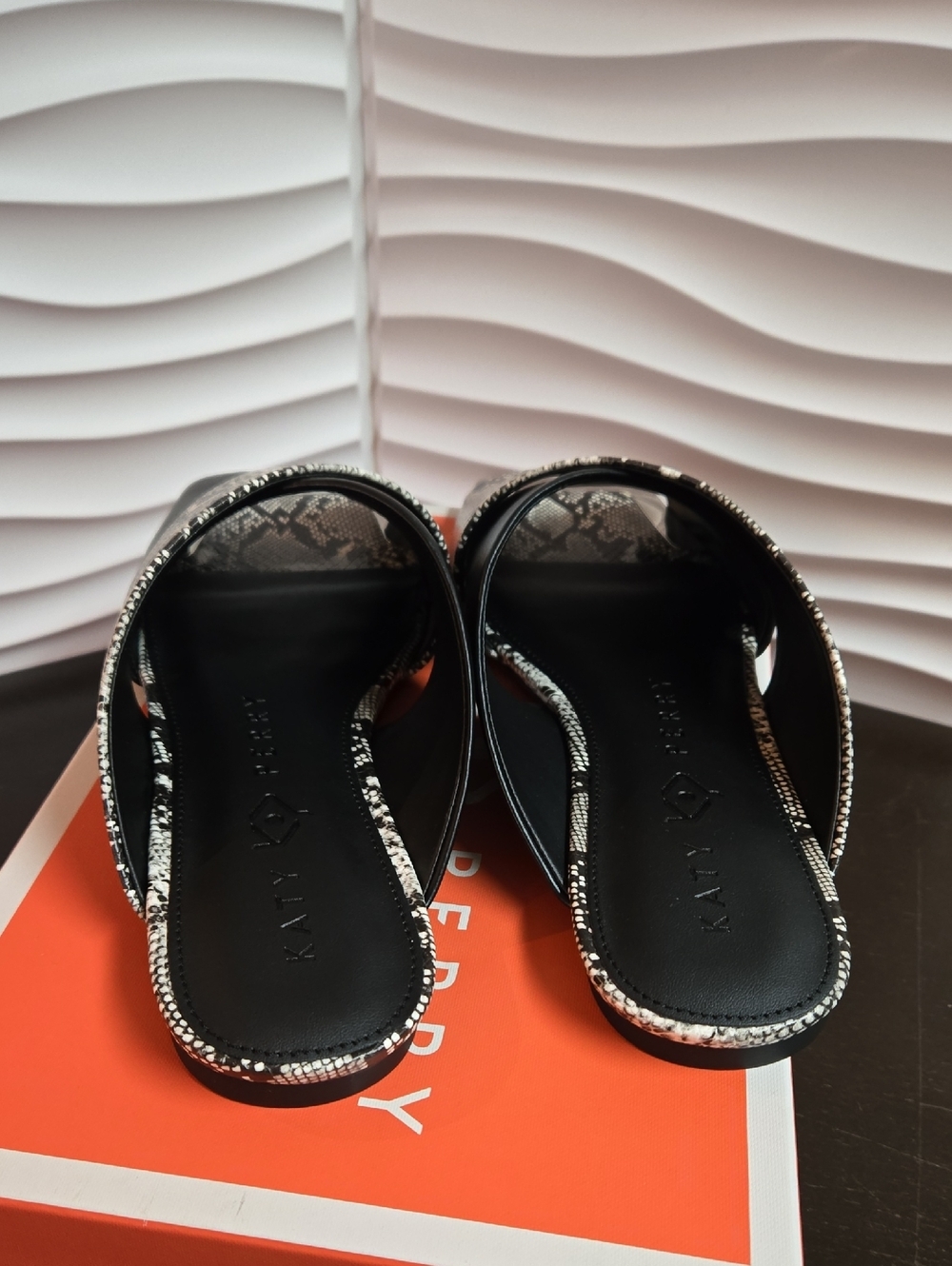 Katy Perry Collections The Checked In Slide Softy Nappa/Small Snake Embossed - Picture 3 of 6